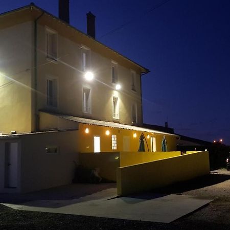 Auberge De La Licorne Eu Livron-sur-Drôme エクステリア 写真